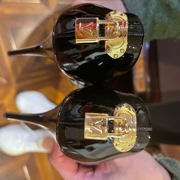 Authentic Louis Vuitton Pumps - Picture 2 of 6